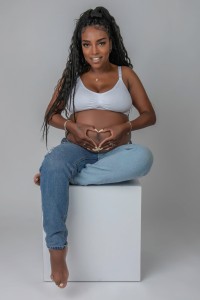 רונית-דיבון-הדביבונית-צלמניה-משפחתית-צילומי-הריון