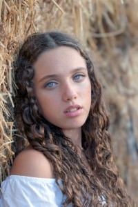 רונית דיבון-הדביבונית צלמניה משפחתית צילומי בת מצווה